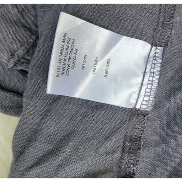Ellen Tracy Linen Blouse Size M Gray Half Zip Top 3/4 Roll Tab Sleeves Medium - Picture 4 of 4